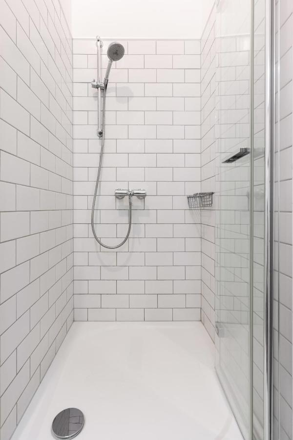 Uroczy Apartament Loretanska Lägenhet Krasków Exteriör bild